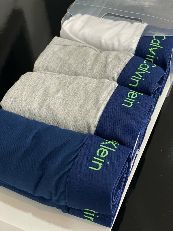 Cueca Calvin Klein Kit com 4 Peças Lettering Assinatura Verde Masculino Marinho, Cinza e Branco
