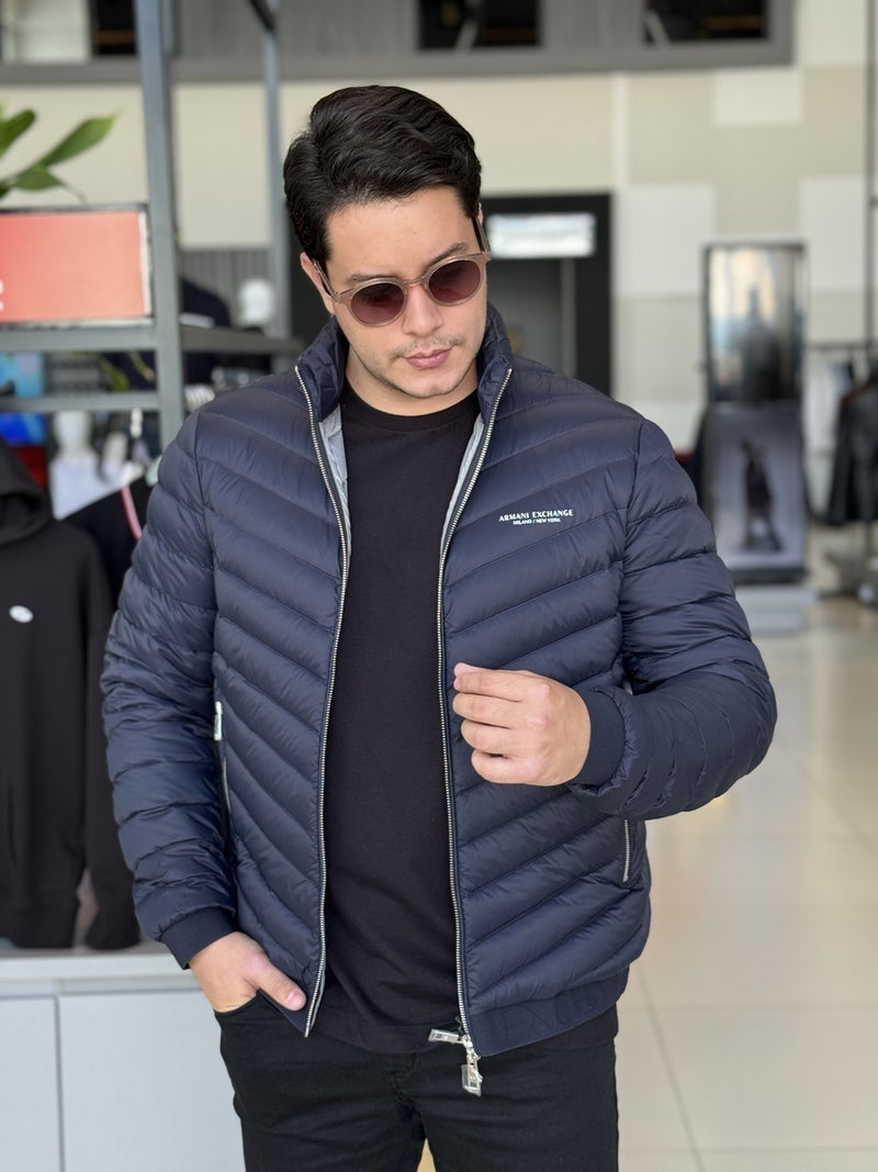 Jaqueta Armani Exchange Matelassê com Logo Masculino