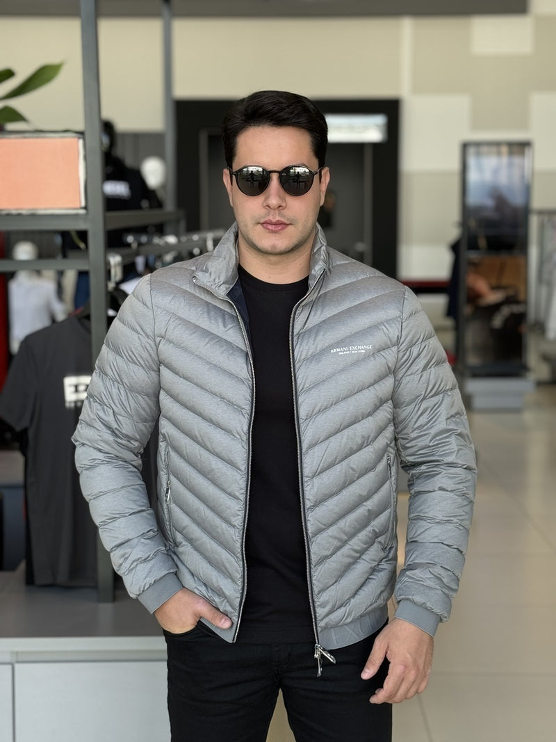 Jaqueta Armani Exchange Matelassê com Logo Masculino