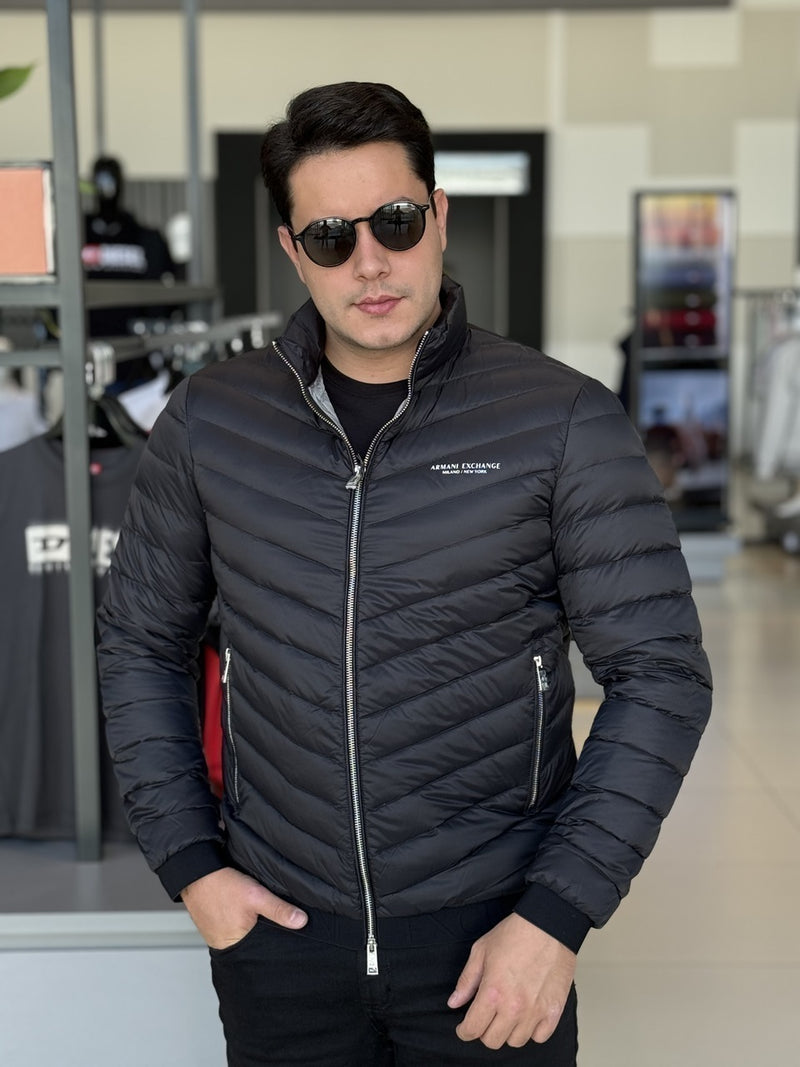 Jaqueta Armani Exchange Matelassê com Logo Masculino
