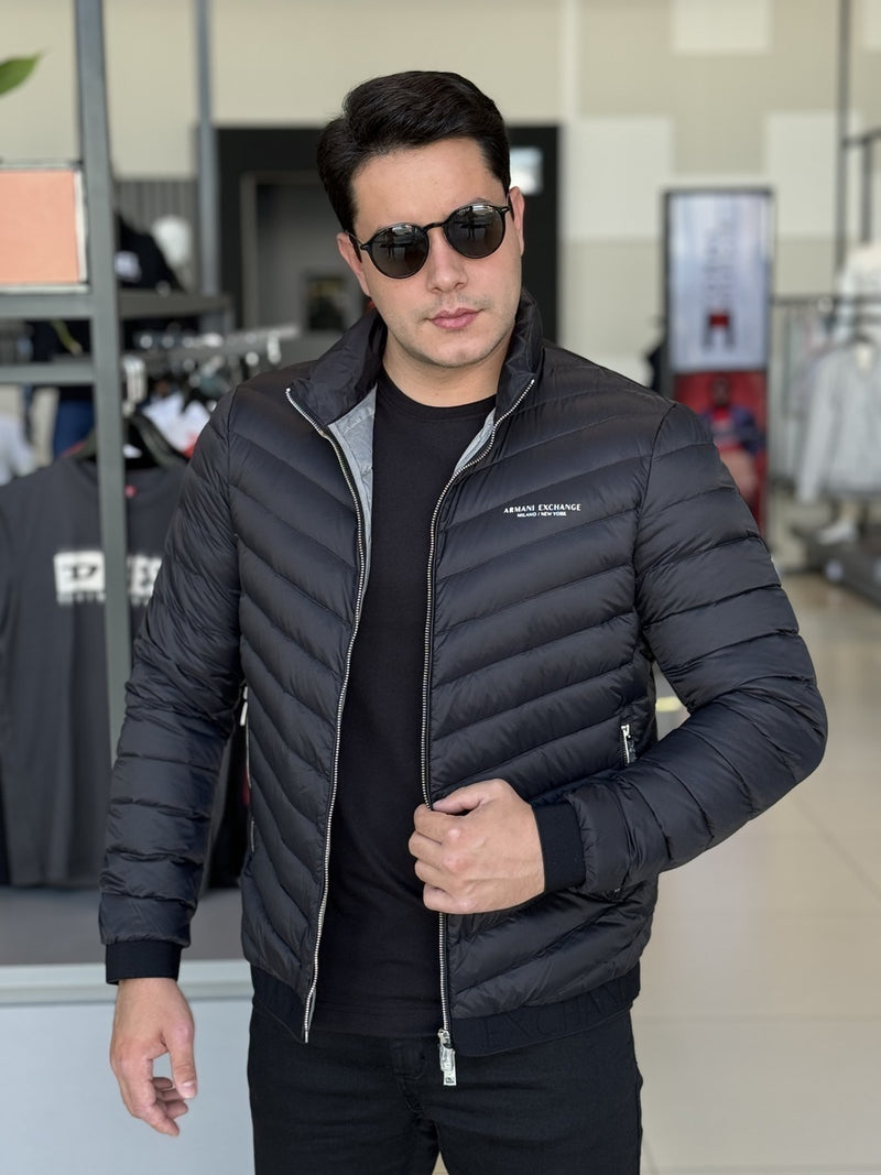 Jaqueta Armani Exchange Matelassê com Logo Masculino